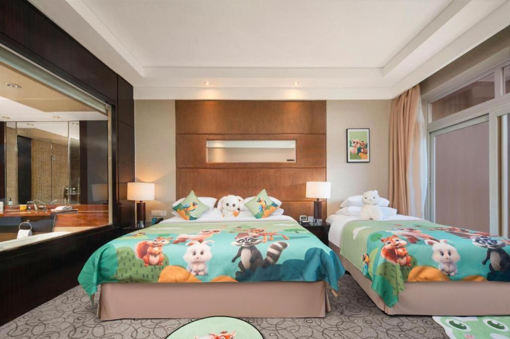 New Century Grand Hotel Шичо Екстериор снимка