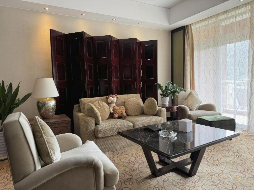 New Century Grand Hotel Шичо Екстериор снимка