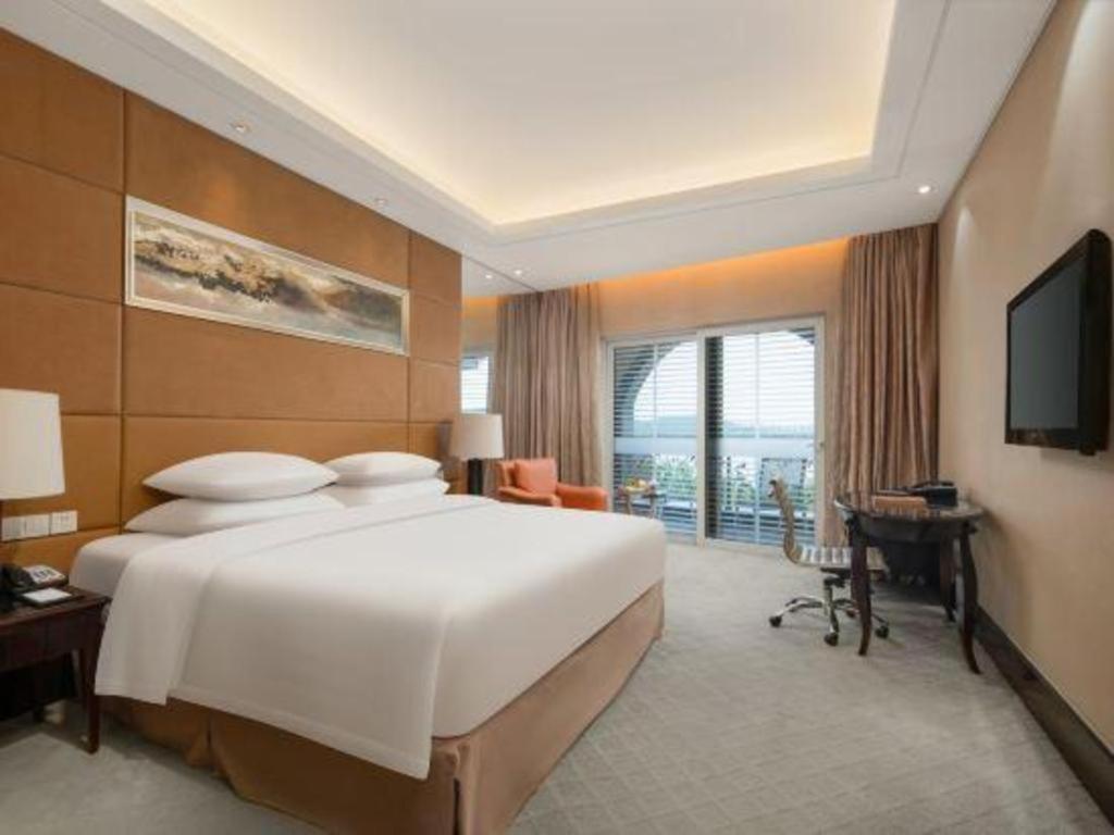 New Century Grand Hotel Шичо Екстериор снимка
