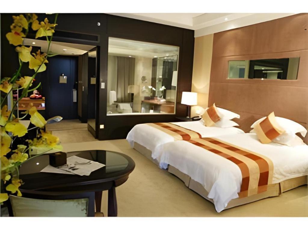 New Century Grand Hotel Шичо Екстериор снимка