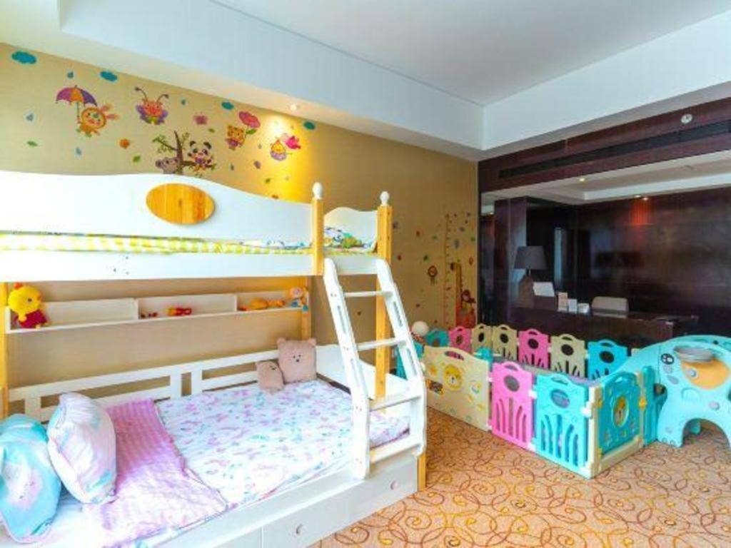New Century Grand Hotel Шичо Екстериор снимка