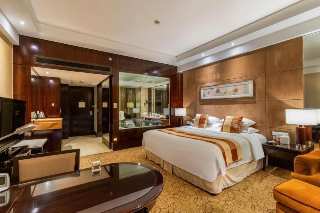 New Century Grand Hotel Шичо Екстериор снимка