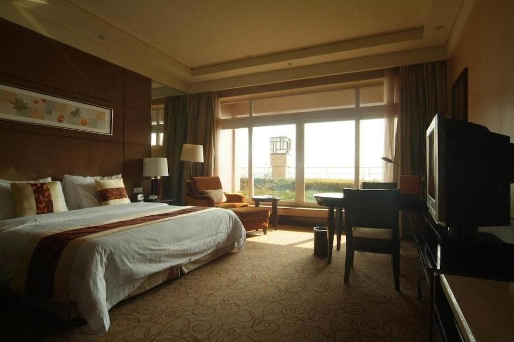 New Century Grand Hotel Шичо Екстериор снимка